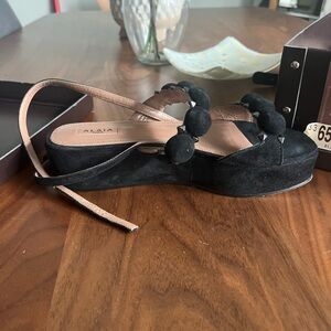 Alaia BOMBE LEATHER SANDALS
